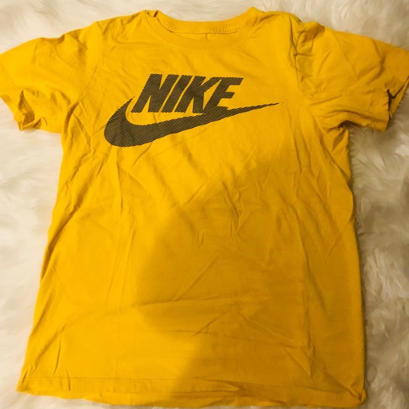 🚫SOLD🚫 Boy’s Large T-Shirts and Tank Top 🚫🚫 - Picture 6 of 6